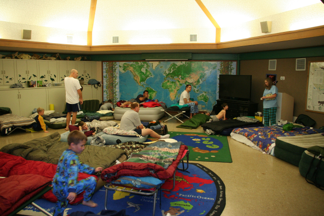 2010-Pack409-Blue-n-Gold - 010.jpg